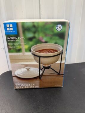 Essential Home Covered Bowl with Metal Rack - Cream